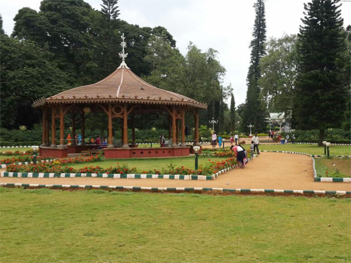 Al Bagh Botanical Garden in Bangalore