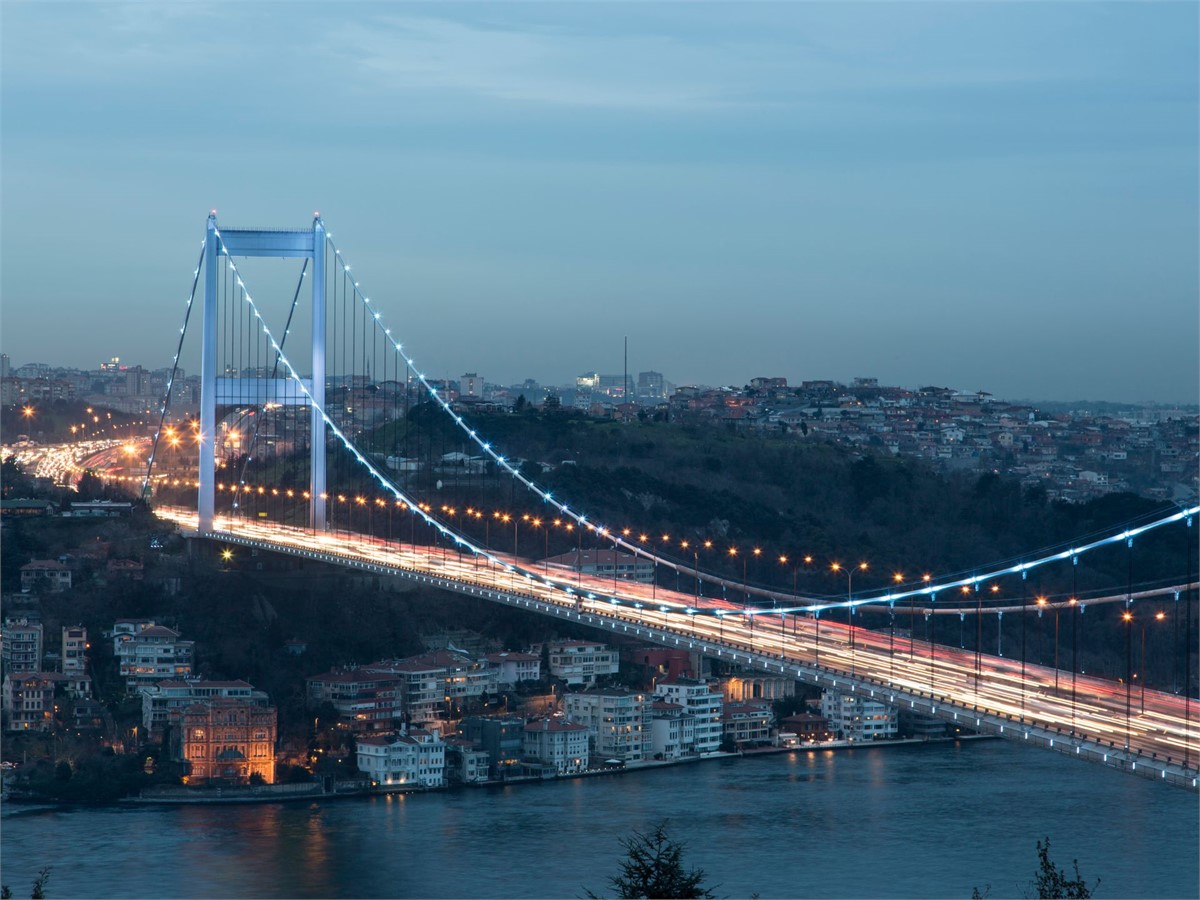 Fatih Sultan Mehmet Brücke in Istanbul