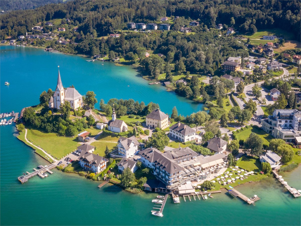 Maria Wörth Schloss und Kirche in Klagenfurt