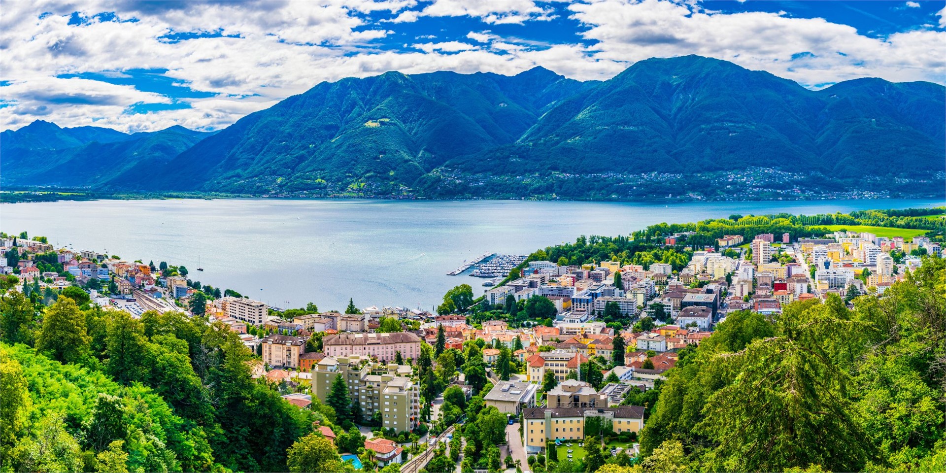 Hotels and accommodation in Locarno, Switzerland
